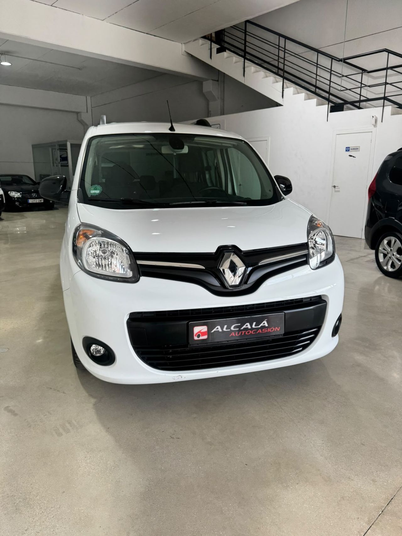 Renault Kangoo Combi 1.5 DCI LIMITED 95CV - Foto 4