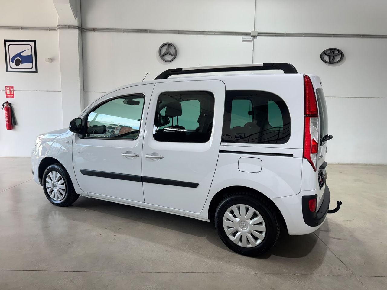 Renault Kangoo Combi 1.5 DCI LIMITED 95CV - Foto 18