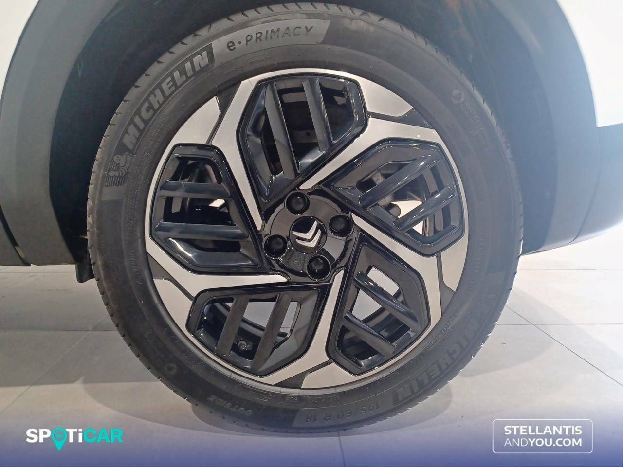 Citroën C4  BlueHDi 130 S&S EAT8 Feel Pack - Foto 12