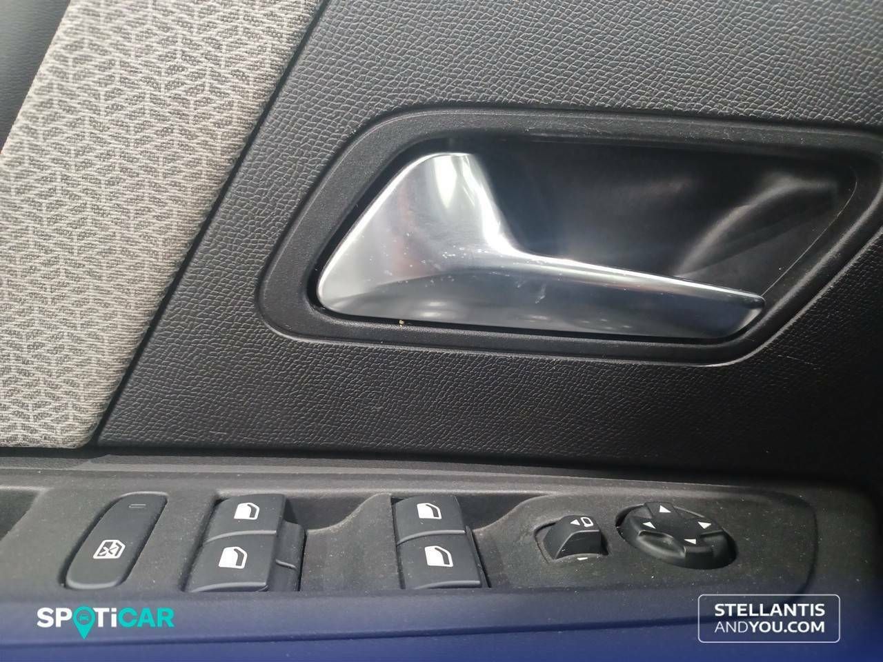 Citroën C4  BlueHDi 130 S&S EAT8 Feel Pack - Foto 15