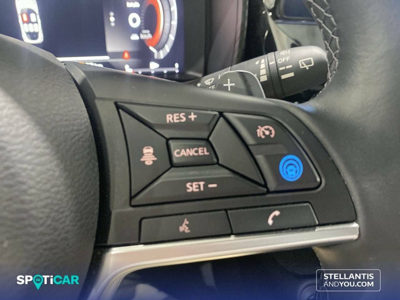 Nissan Juke  DIG-T 84 kW (114 CV) DCT 7 Vel. Tekna - Foto 24