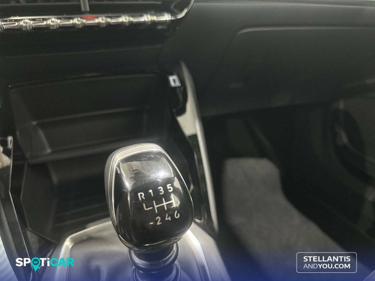 Peugeot 2008   Puretech 100 S&S 6 Vel. MAN Allure - Foto 22