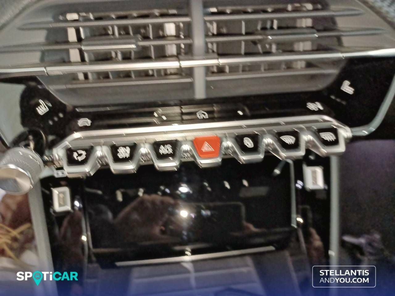 Peugeot 208   Eléctrico 156 (115 Kw) GT - Foto 18