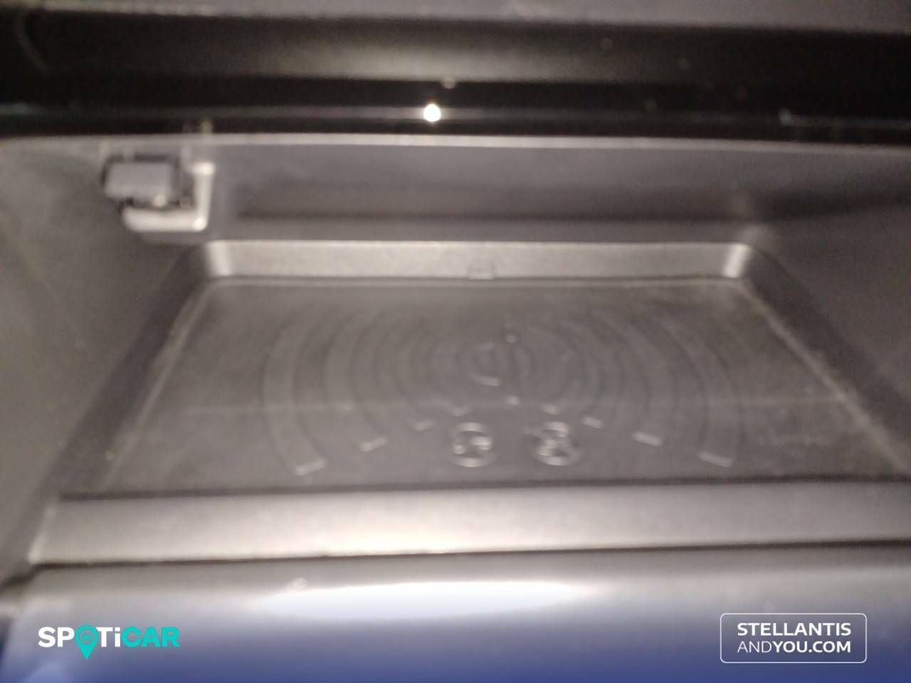 Peugeot 208   Puretech 100 Allure - Foto 18