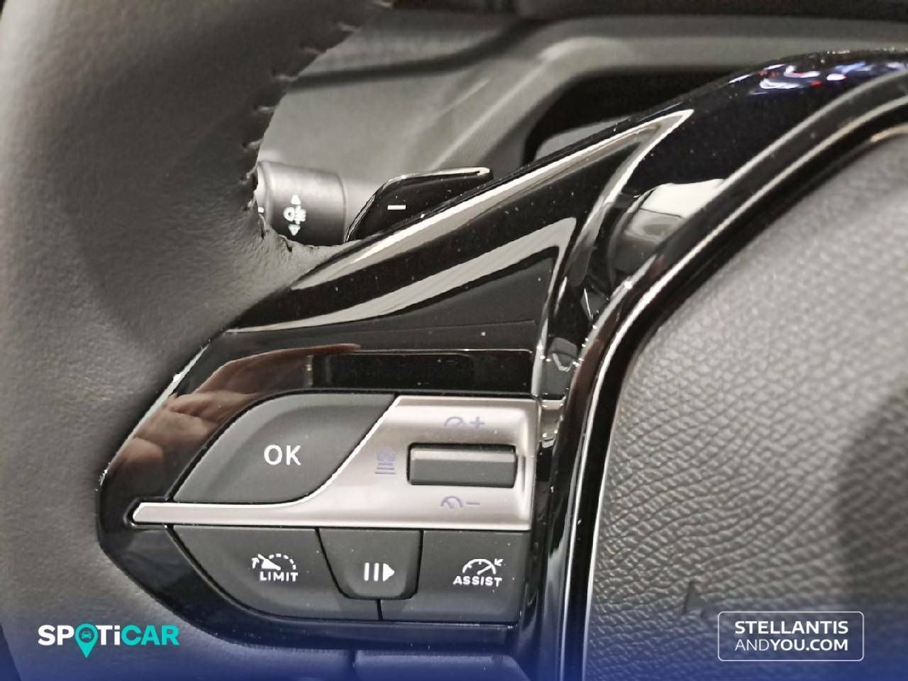 Peugeot 308  5P  PureTech 130 S&S EAT8 Allure Pack - Foto 22