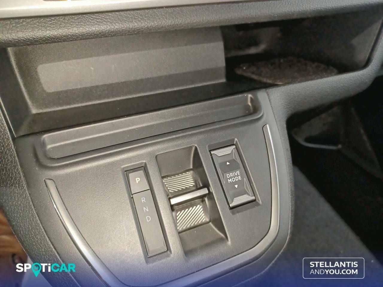 Peugeot Expert eExpert 3 eExpert Furgón 100kW Batería 75kWh Std - - Foto 19