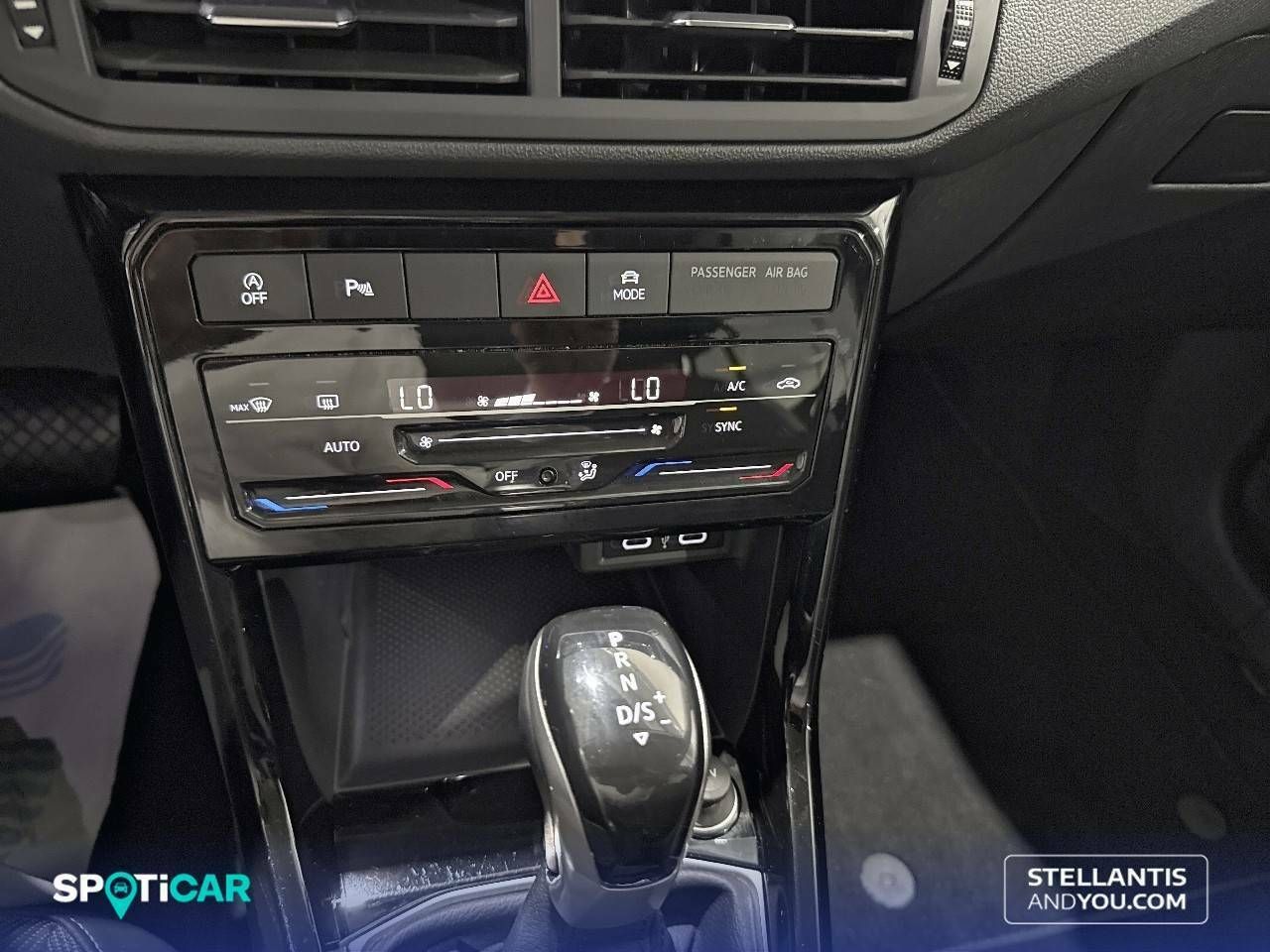 Volkswagen T-Cross   1.0 TSI 81kW (110CV) DSG Sport - Foto 18