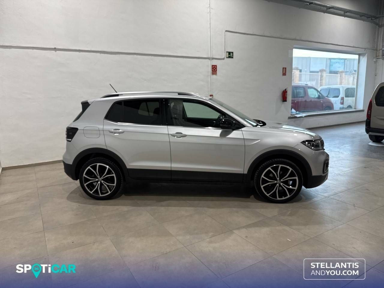 Volkswagen T-Cross   1.0 TSI 81kW (110CV) DSG Sport - Foto 5