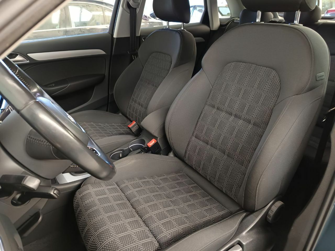 Audi Q3 Attraction 2.0 TDI 110kW 150CV  - Foto 14