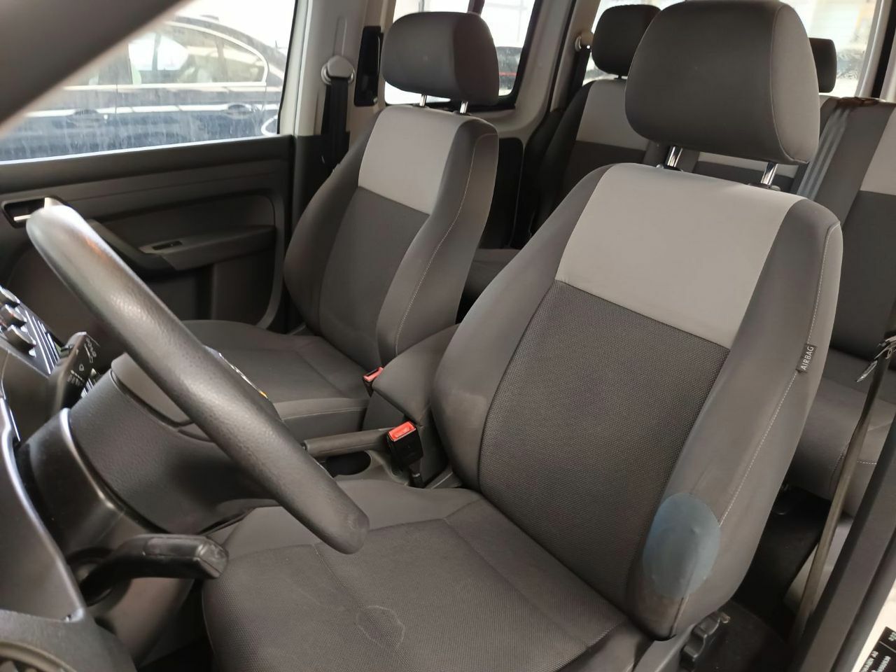 Volkswagen Caddy Comfortline 1.6 TDI 102cv 5pl  - Foto 13