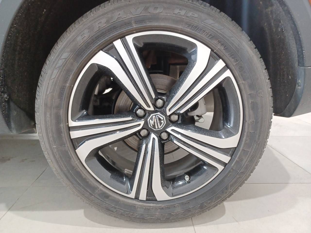 MG ZS  1.5 Comfort - Foto 12