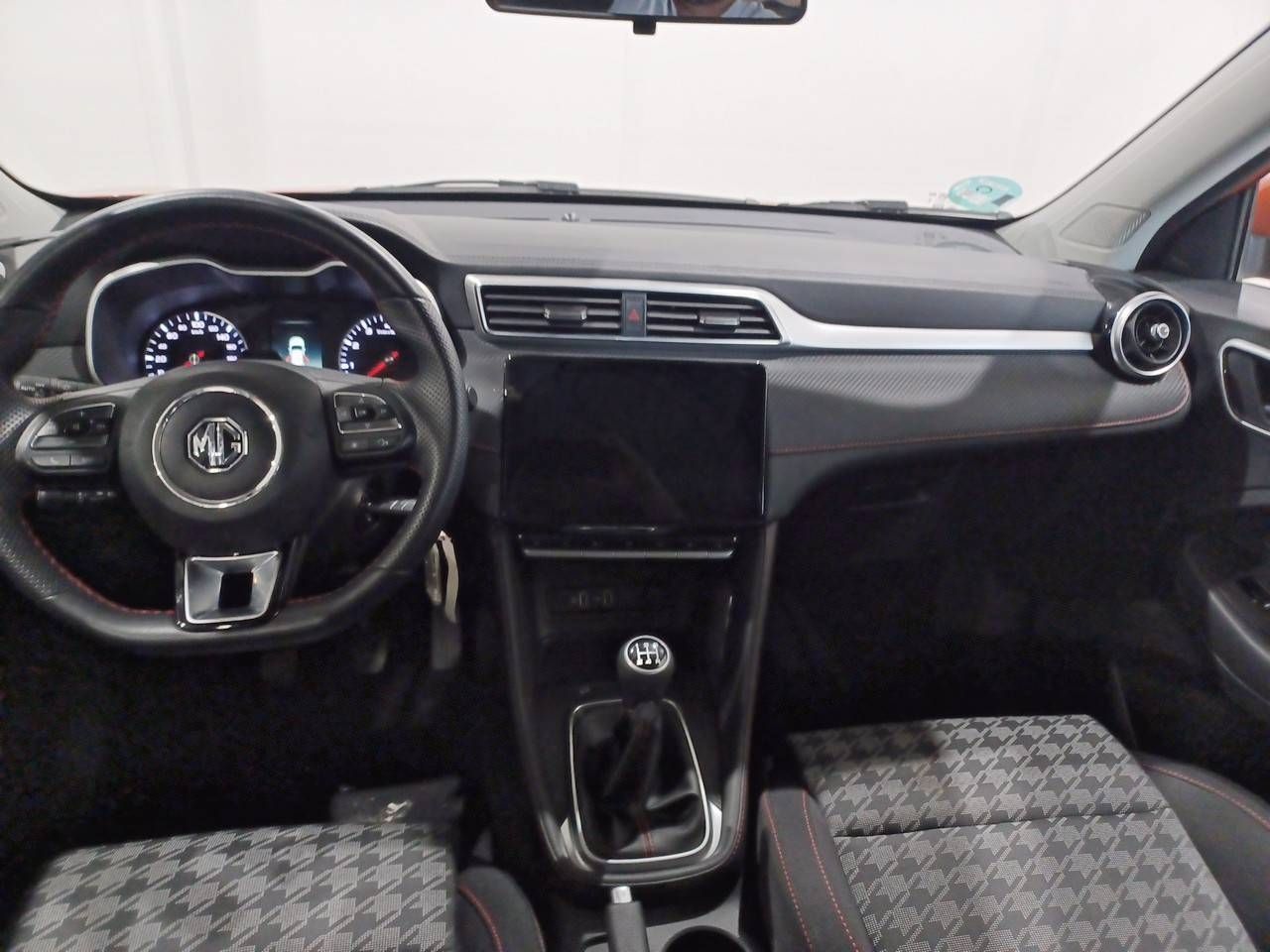 MG ZS  1.5 Comfort - Foto 9
