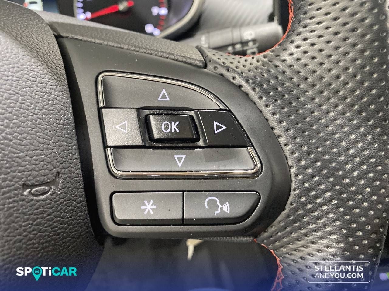 MG ZS  1.5 Comfort - Foto 22