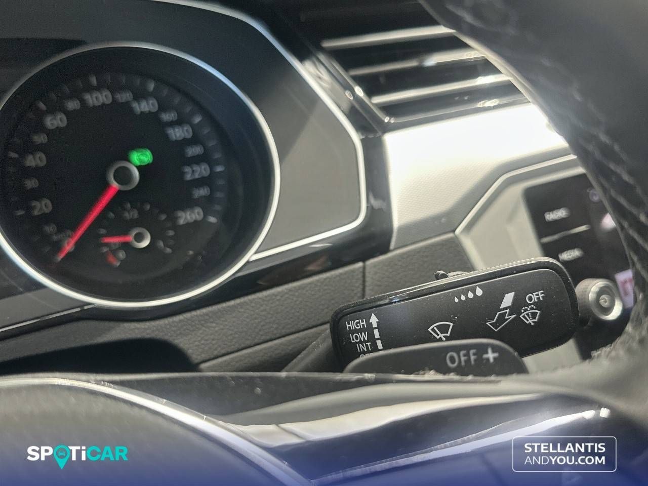 Volkswagen Passat   2.0 TDI 110kW (150CV) DSG Advance - Foto 22