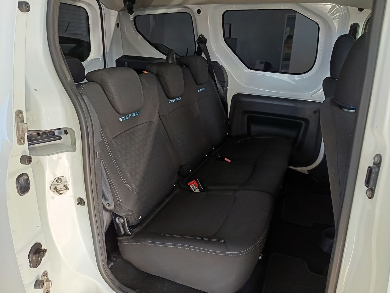 Dacia Dokker Eficacia dCi 75 - Foto 13