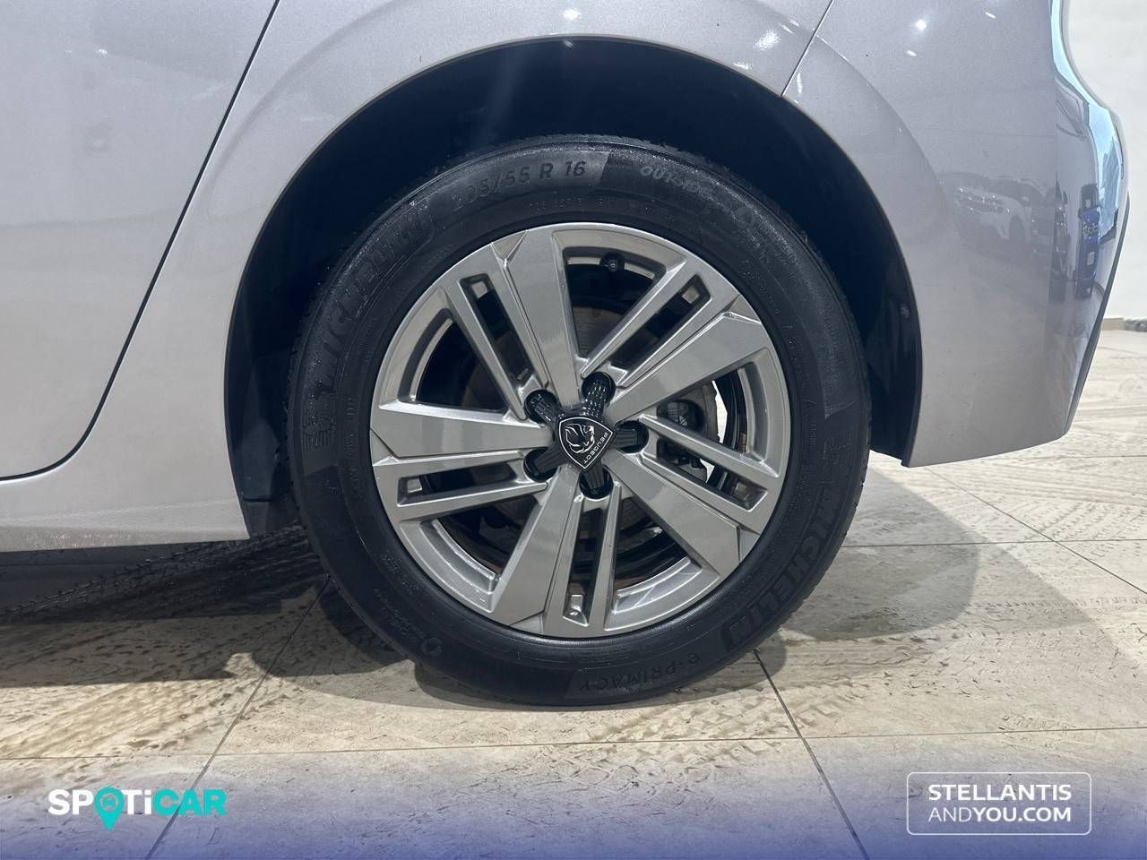 Peugeot 308  5P  BlueHDi 130 S&S MAN Active Pack - Foto 12