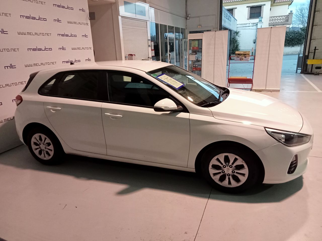 Hyundai i30 5p 1.0 T-GDi 88 kW (120 CV) Klass - Foto 6