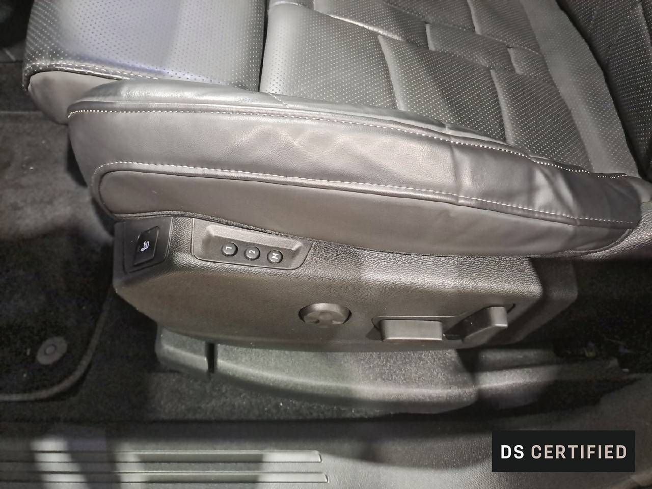 DS DS 7  BlueHDi 132kW (180CV) Auto. Grand Chic - Foto 13