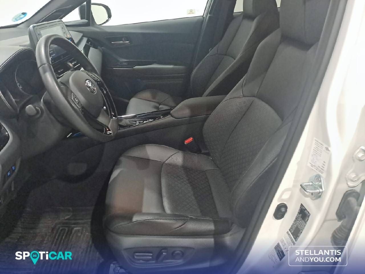 Toyota C-HR  2.0 180H Advance - Foto 10