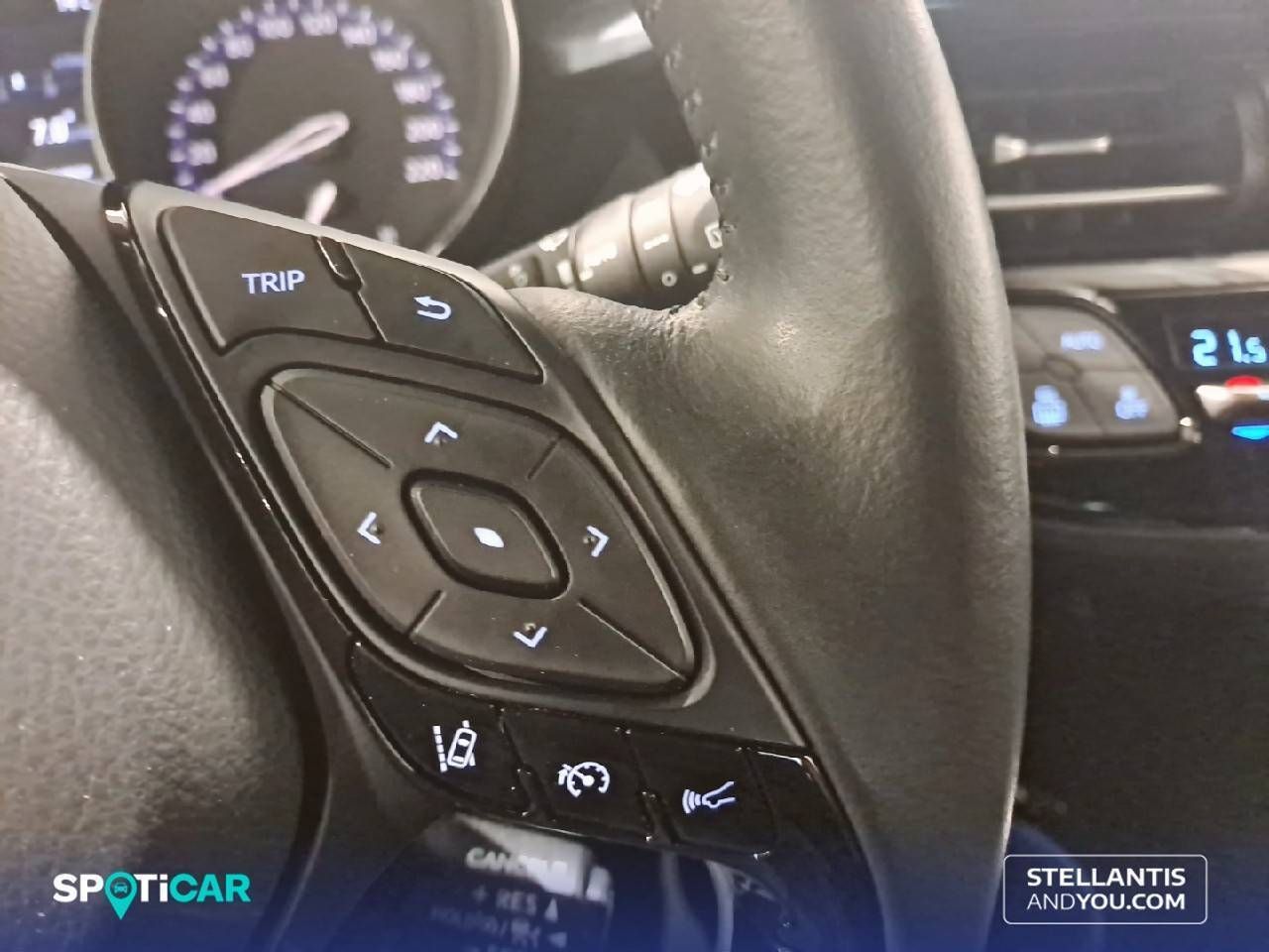 Toyota C-HR  2.0 180H Advance - Foto 23