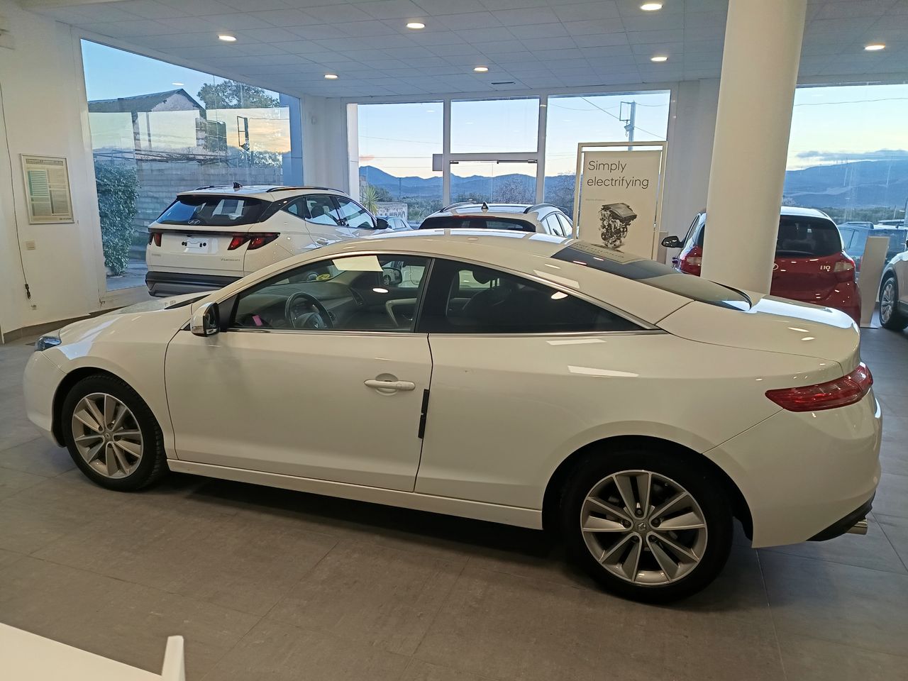 Renault Laguna Coupé Limited Energy dCi 150 eco2 - Foto 5