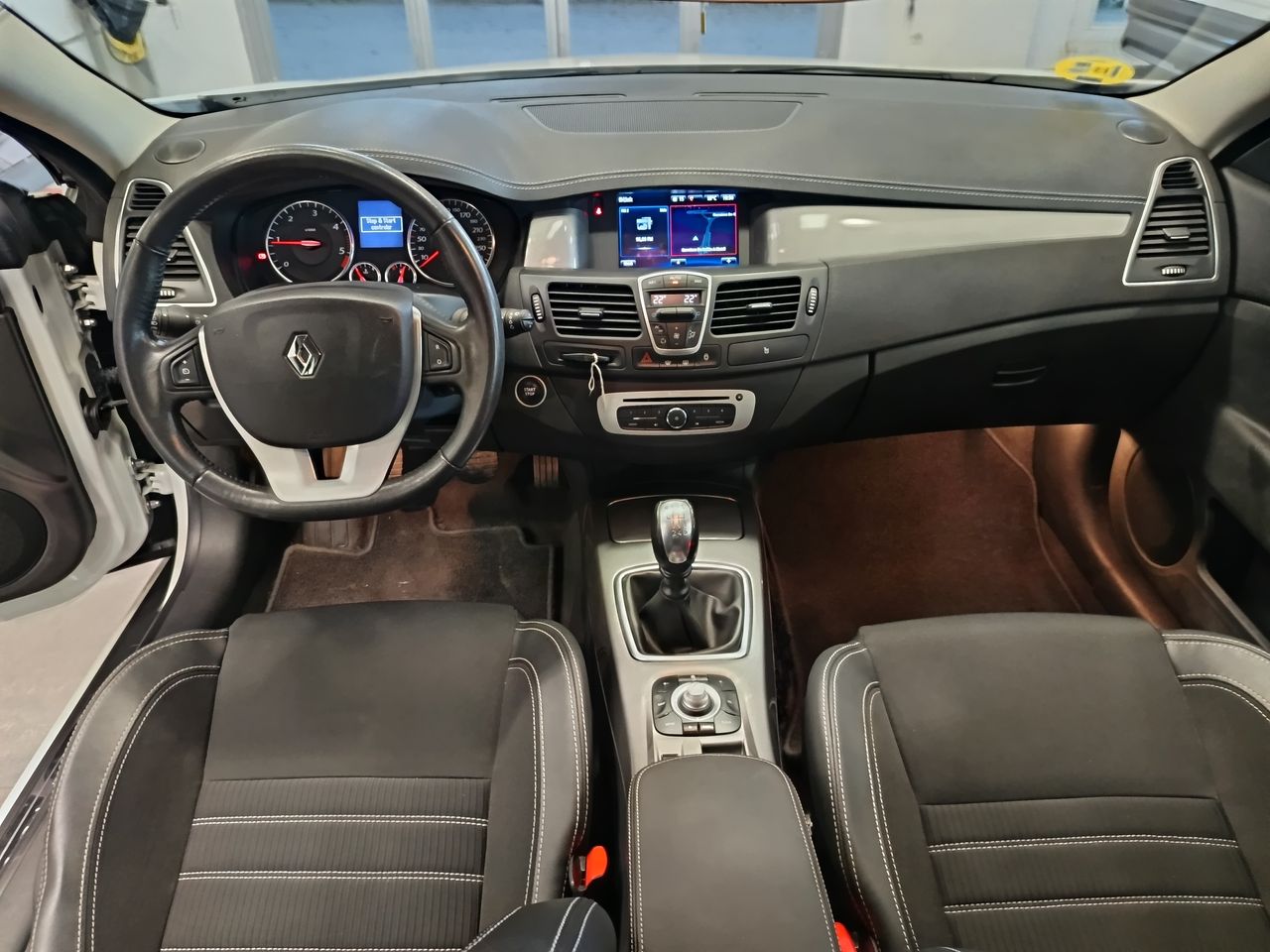 Renault Laguna Coupé Limited Energy dCi 150 eco2 - Foto 16
