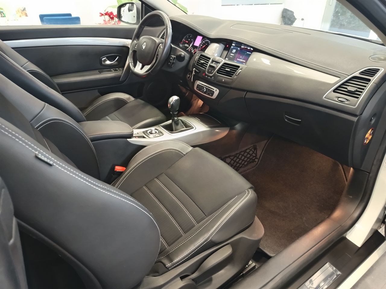 Renault Laguna Coupé Limited Energy dCi 150 eco2 - Foto 22