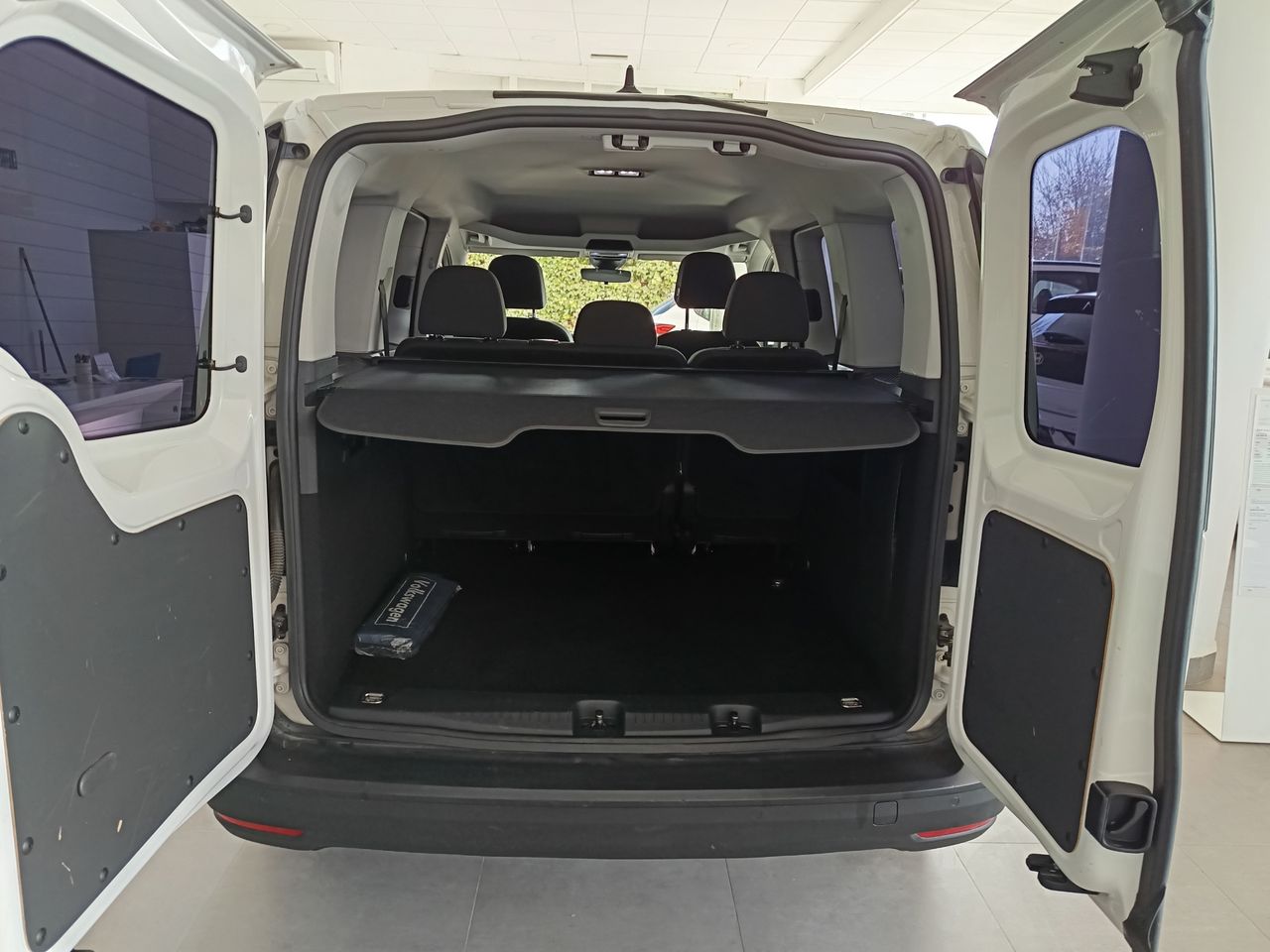Volkswagen Caddy 2.0 TDI 75 kW (102 CV) Kombi - Foto 8
