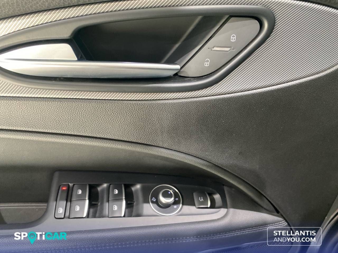 Alfa Romeo Stelvio  2.2 Diésel 140kW (190CV)  Q4 Sprint - Foto 13