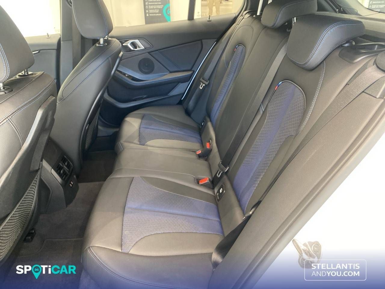 BMW Serie 1  118d  Auto. Business - Foto 11