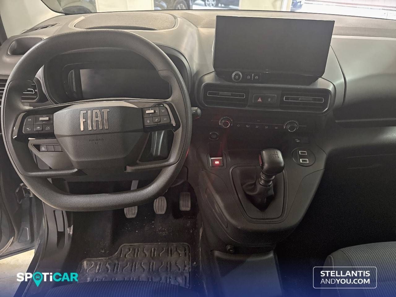 Fiat Doblò  1.5 75kW (100CV) diésel MT6 Talla M - - Foto 9