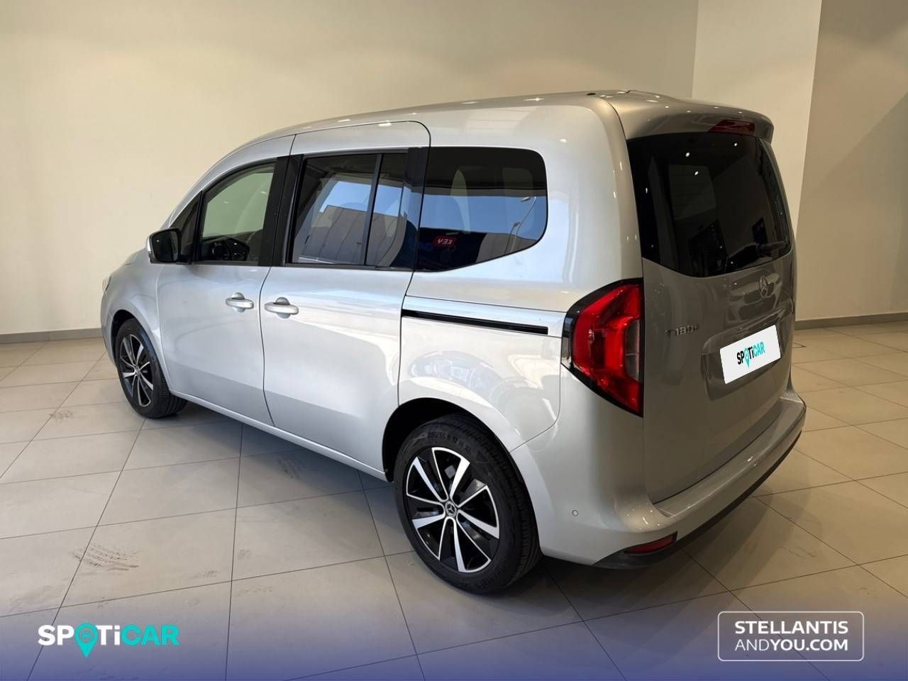 Mercedes Clase T  180 d - - Foto 8