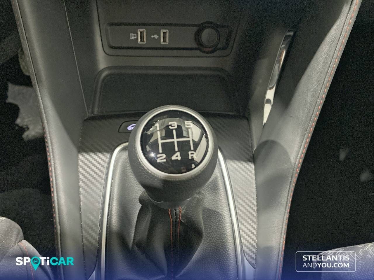 MG ZS  1.5 Comfort - Foto 15