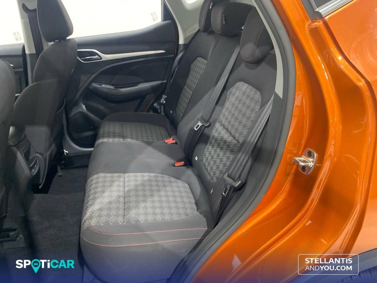 MG ZS  1.5 Comfort - Foto 11