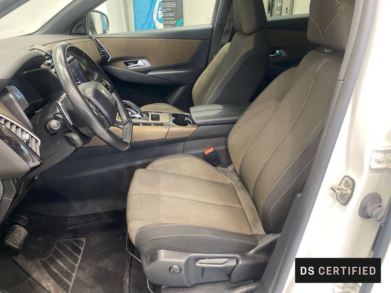 DS DS 7  BlueHDi DE 96kW (130CV) Auto. So Chic - Foto 10