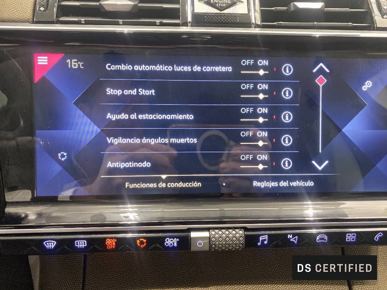 DS DS 7  BlueHDi DE 96kW (130CV) Auto. So Chic - Foto 17