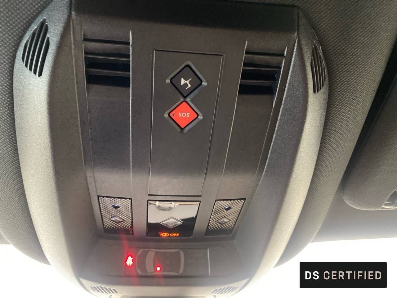 DS DS 7  BlueHDi DE 96kW (130CV) Auto. So Chic - Foto 25