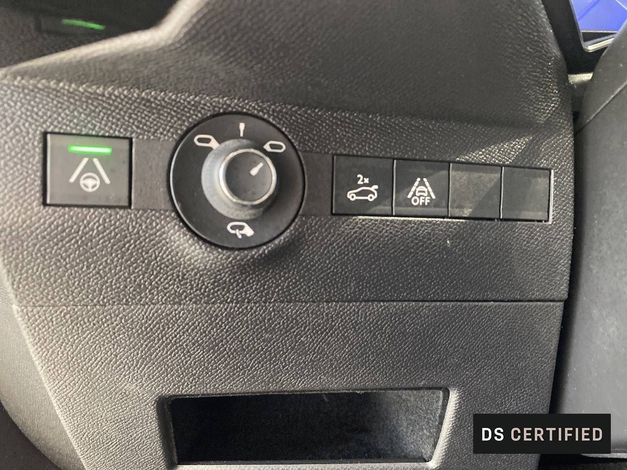 DS DS 7  BlueHDi DE 96kW (130CV) Auto. So Chic - Foto 13