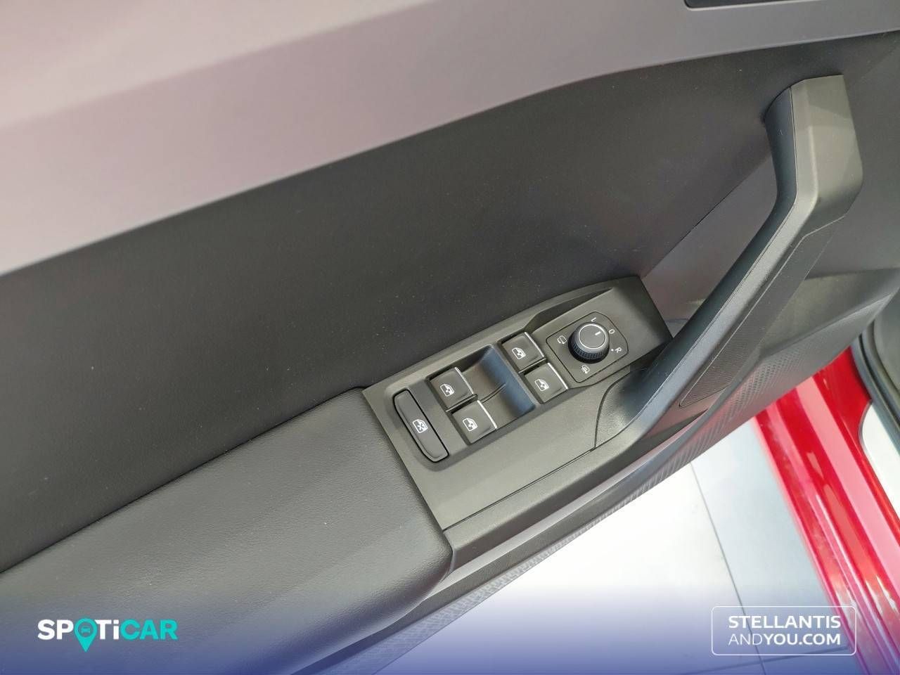 Seat Leon  1.5 TSI 85kW S&S Style 25 Aniversario - Foto 13