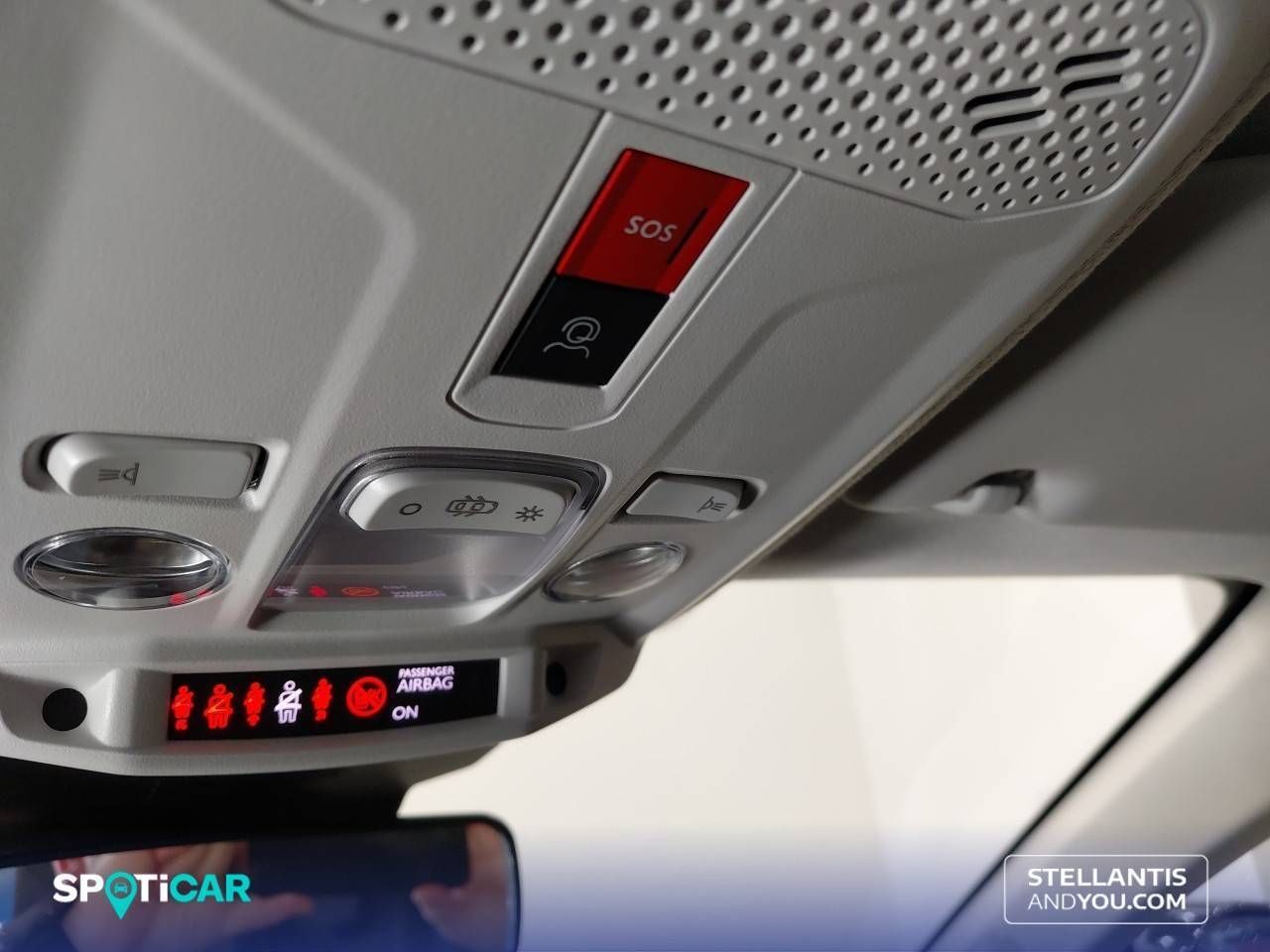 Citroën C4  Hybrid 145 ë-DCS6 Plus - Foto 17