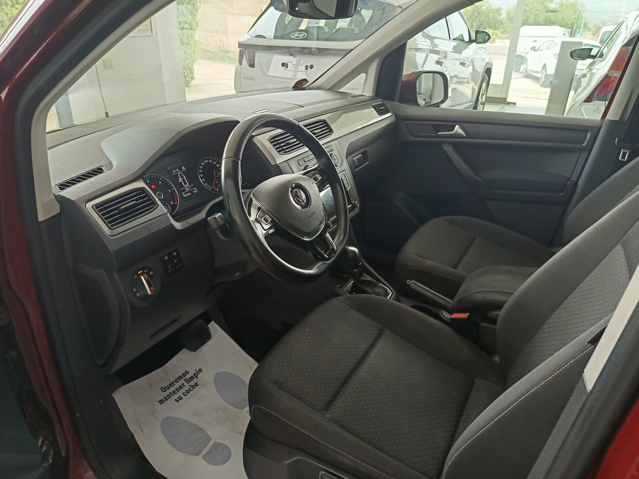 Volkswagen Caddy Bluemotion - Foto 13