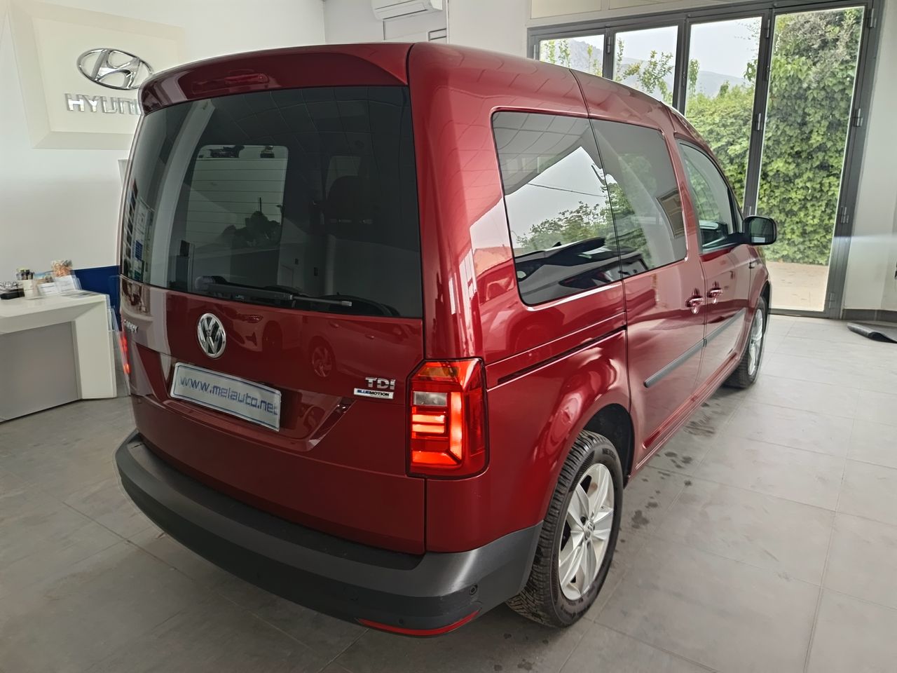 Volkswagen Caddy Bluemotion - Foto 9