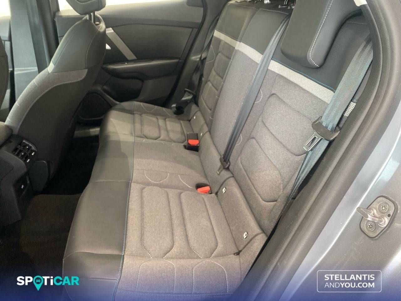 Citroën C4  PureTech 130 S&S EAT8 Plus - Foto 11