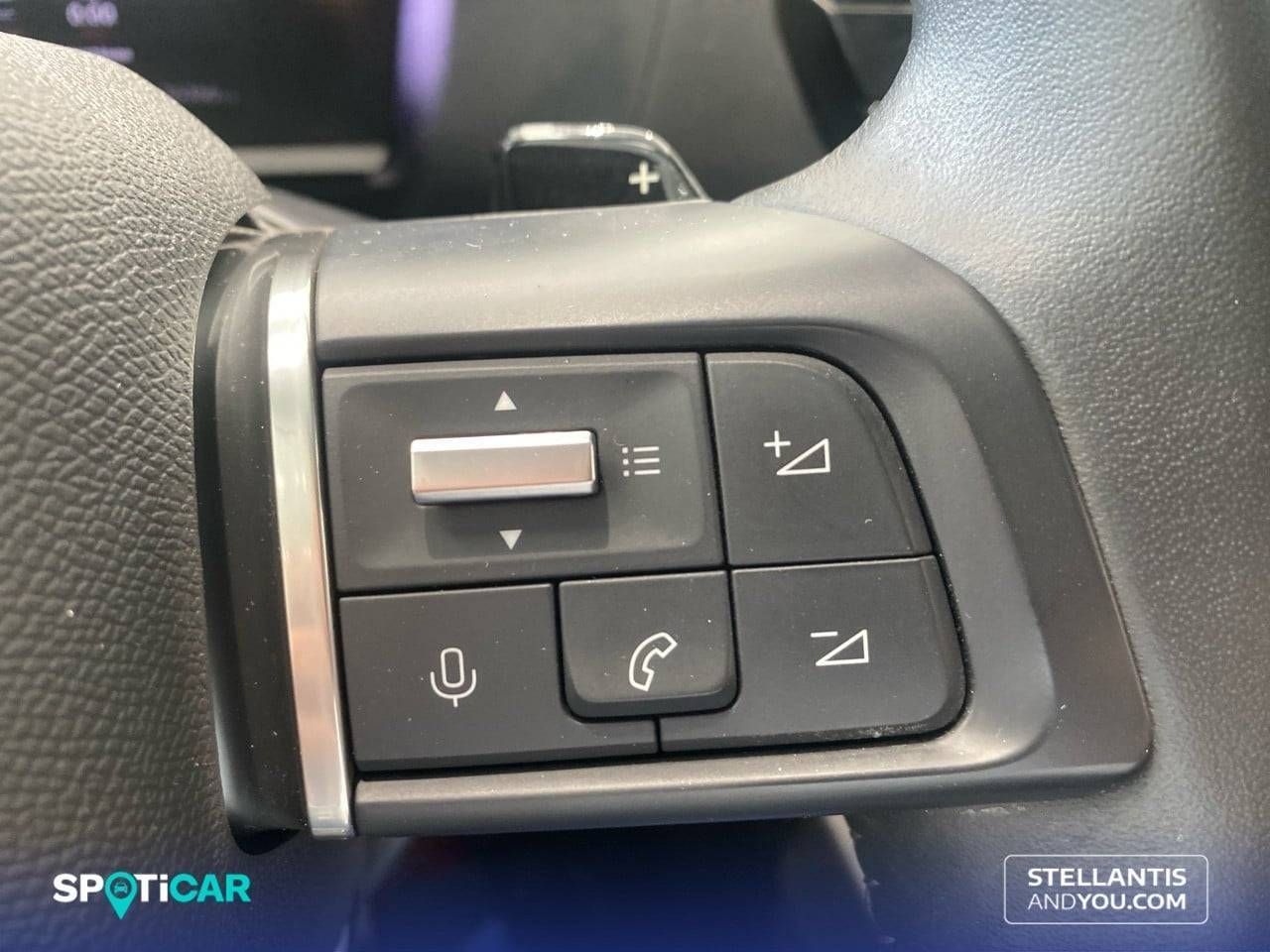 Citroën C4  PureTech 130 S&S EAT8 Plus - Foto 24
