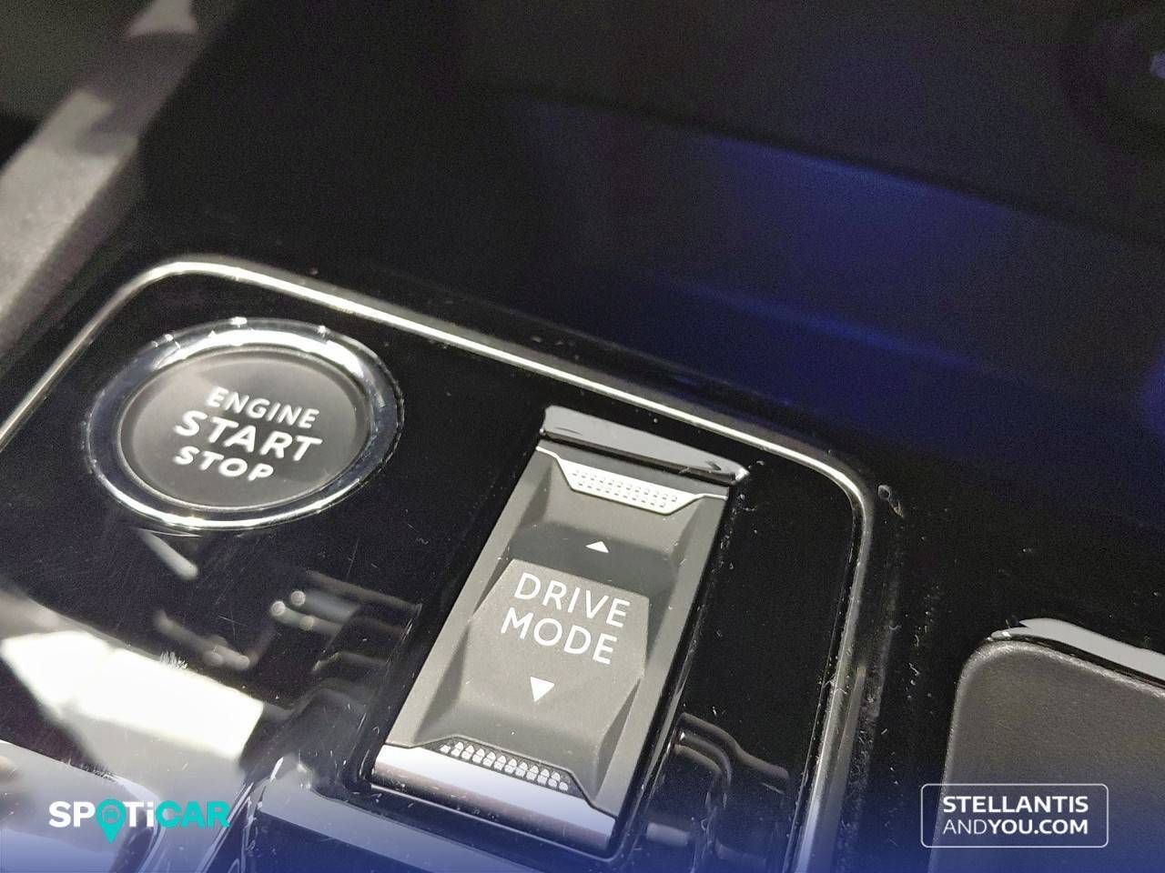 Peugeot 3008  180 e-EAT8 Allure Pack - Foto 26