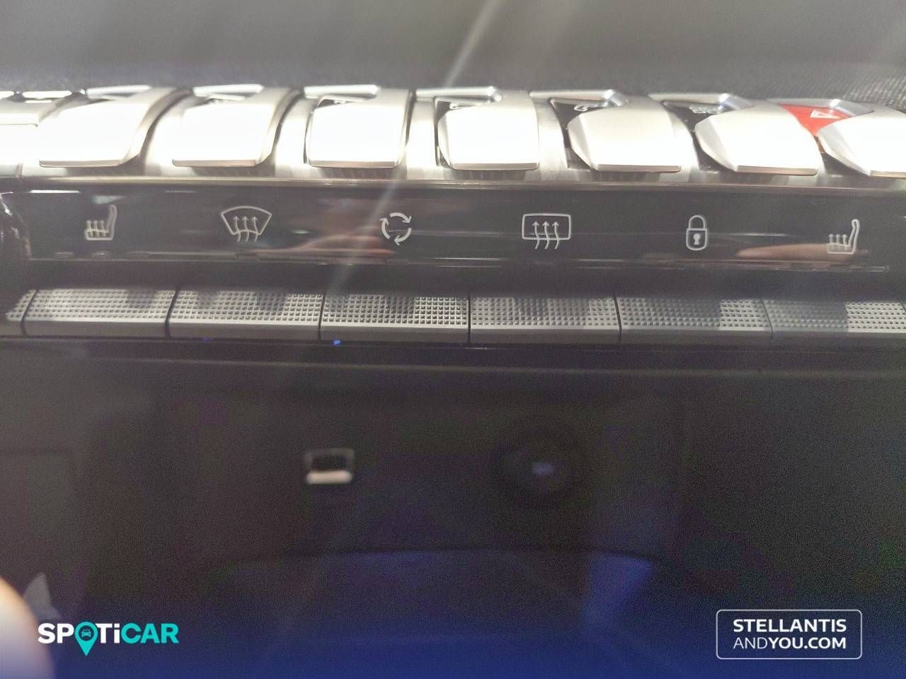 Peugeot 3008  180 e-EAT8 Allure Pack - Foto 25