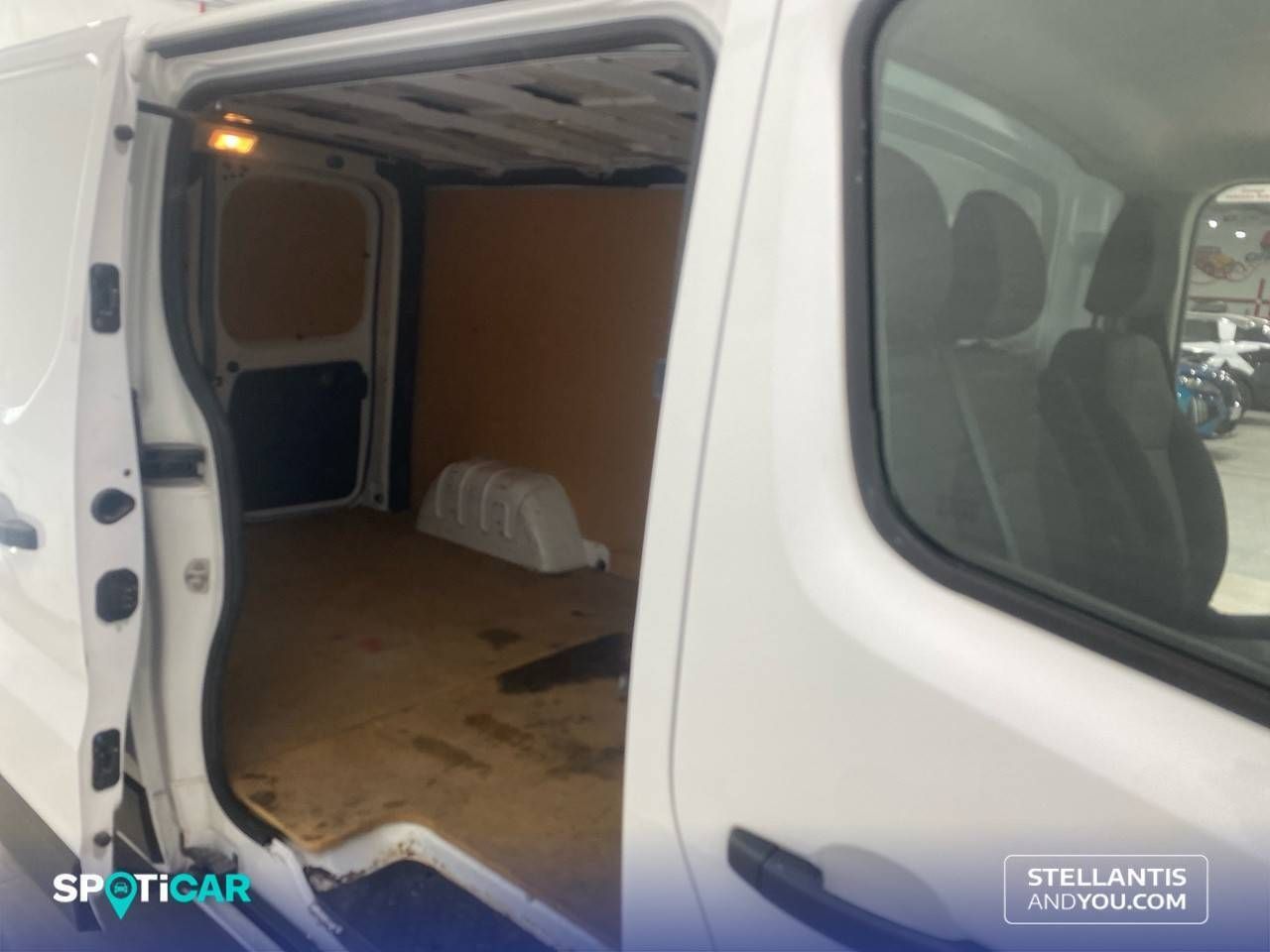 Renault Trafic  Furgón L2H1 Blue dCi 96 Kw (130 CV) CUA - - Foto 25