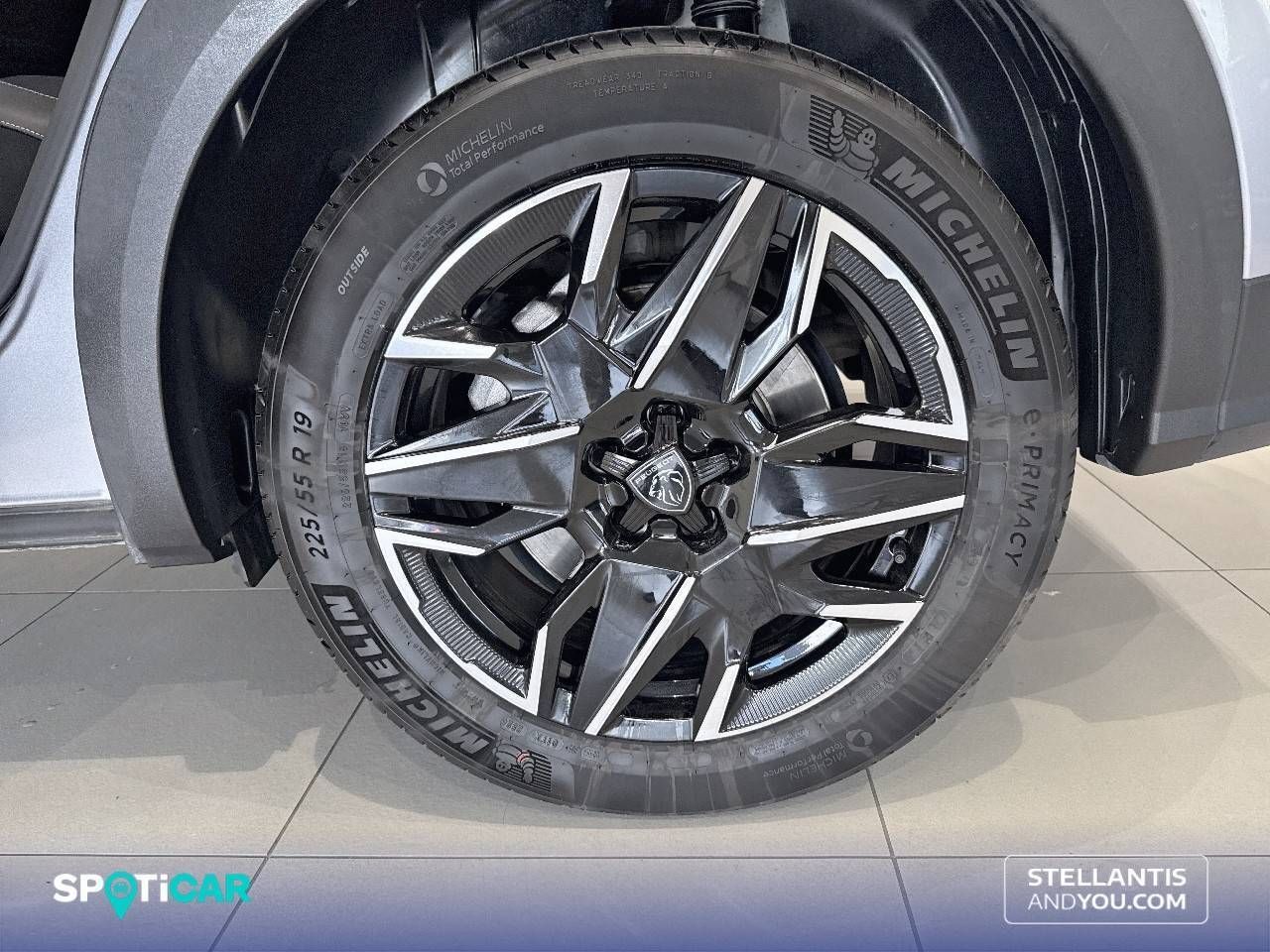 Peugeot 5008  1.2 107KW  eDCS6 Allure - Foto 12