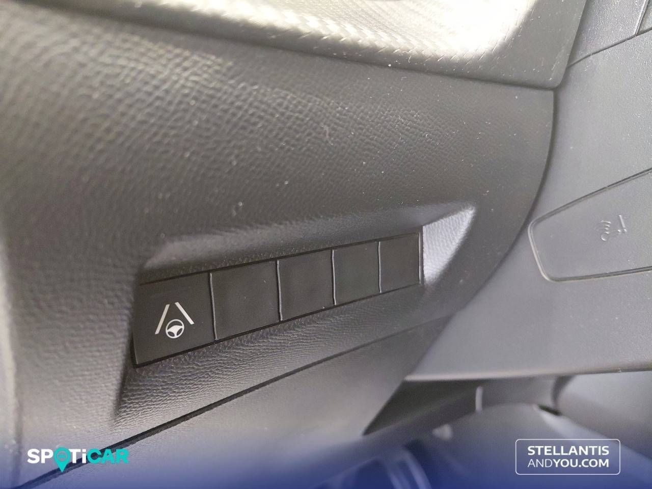 Peugeot 2008   BlueHDI 130 S&S EAT8 GT - Foto 16