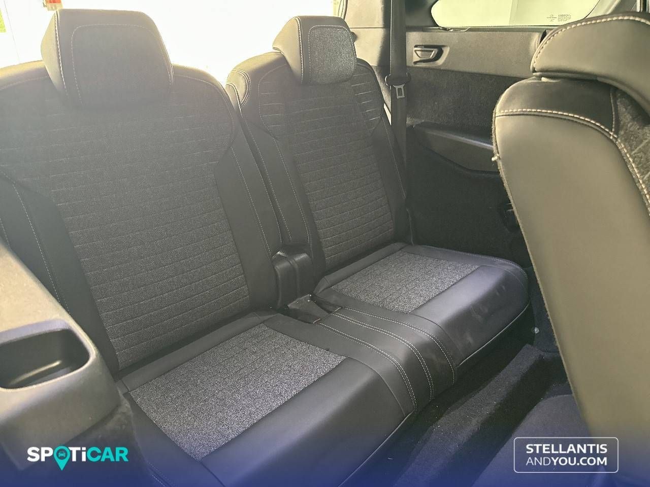 Peugeot 5008  1.2 107KW  eDCS6 Allure - Foto 22